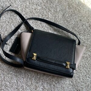 NWT BcbgMaxazria leather purse/bag.
